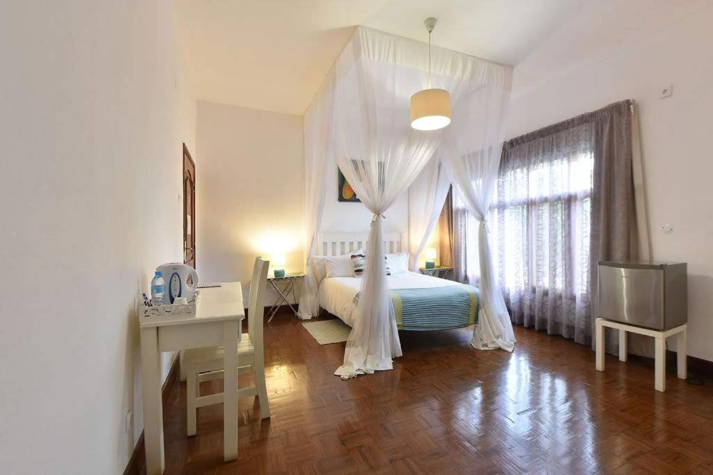 Sommerschield Guest House Maputo Bagian luar foto
