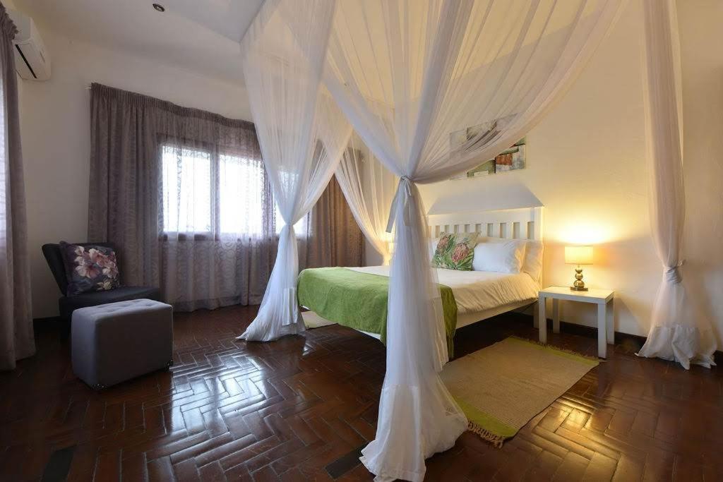Sommerschield Guest House Maputo Bagian luar foto